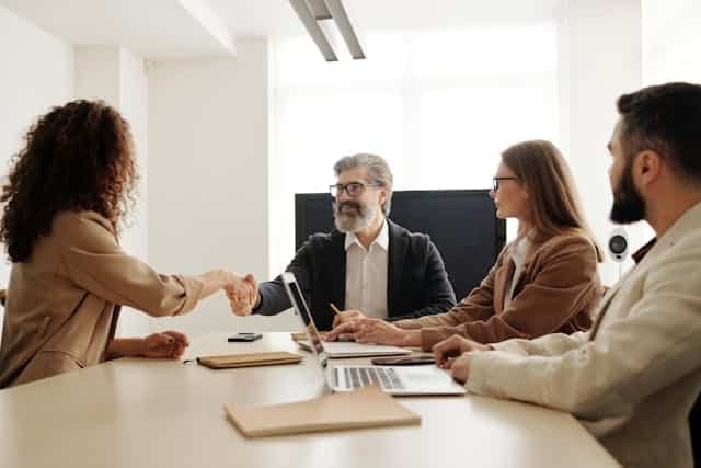 Comment simplifier la gestion de la paie et des ressources humaines ?